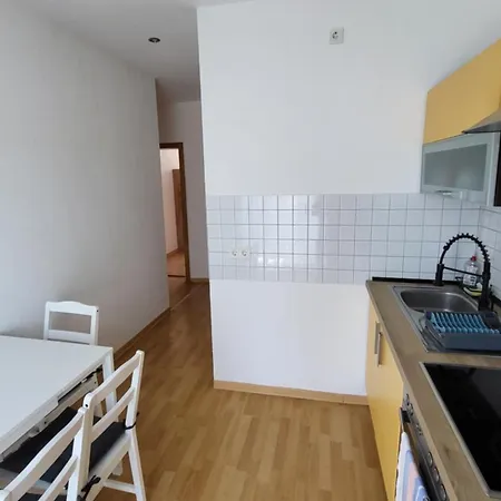 Grosszuegiges Im Obergeschoss Appartement Konz